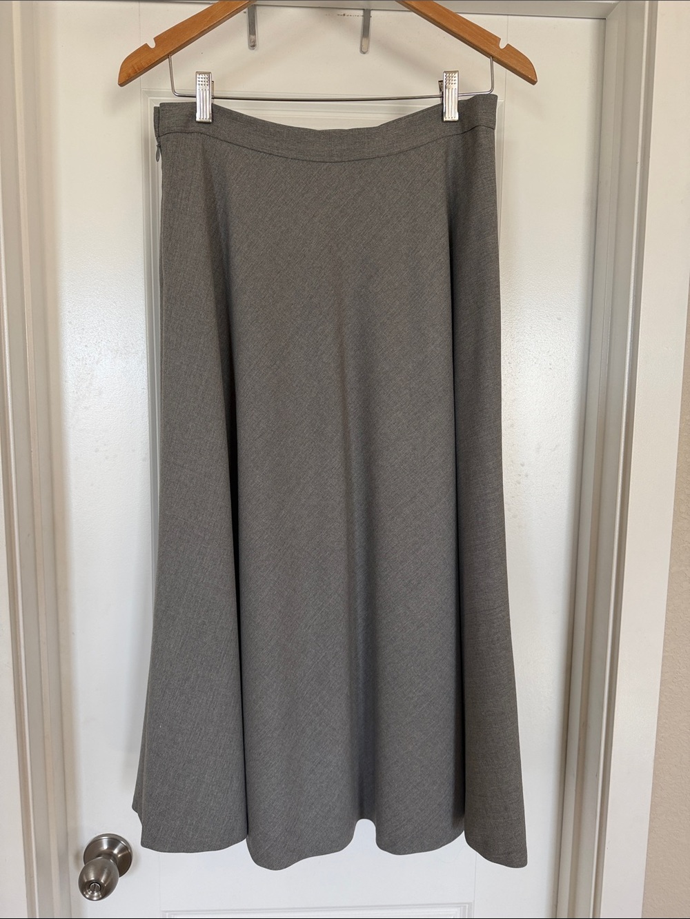 Lauren Ralph Lauren Gray Wool Blend A-Line Midi Skirt - Picture 2 of 5